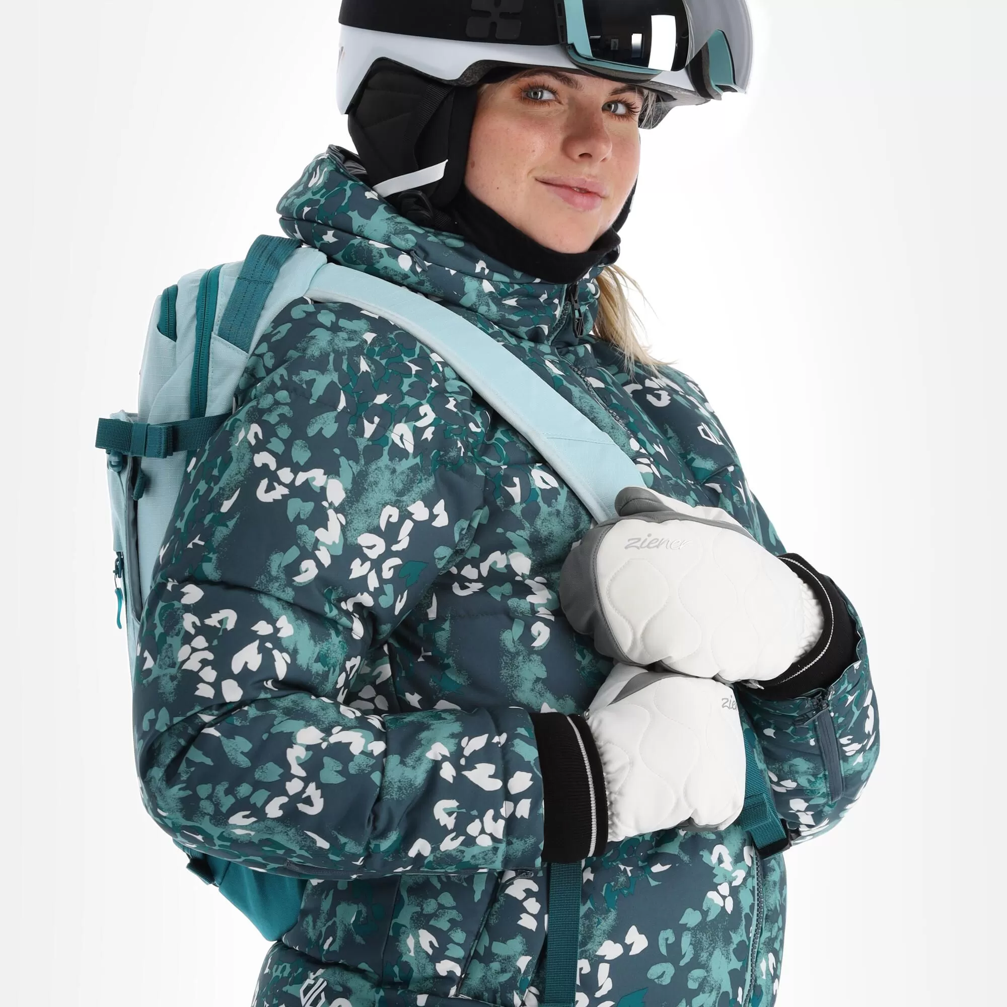 Dare2b, Verdict Ski Jacket Women Bold Animal Print Canton Green 7 Dare2b, Verdict Ski Jacket Women Bold Animal Print Canton Green - Image 5